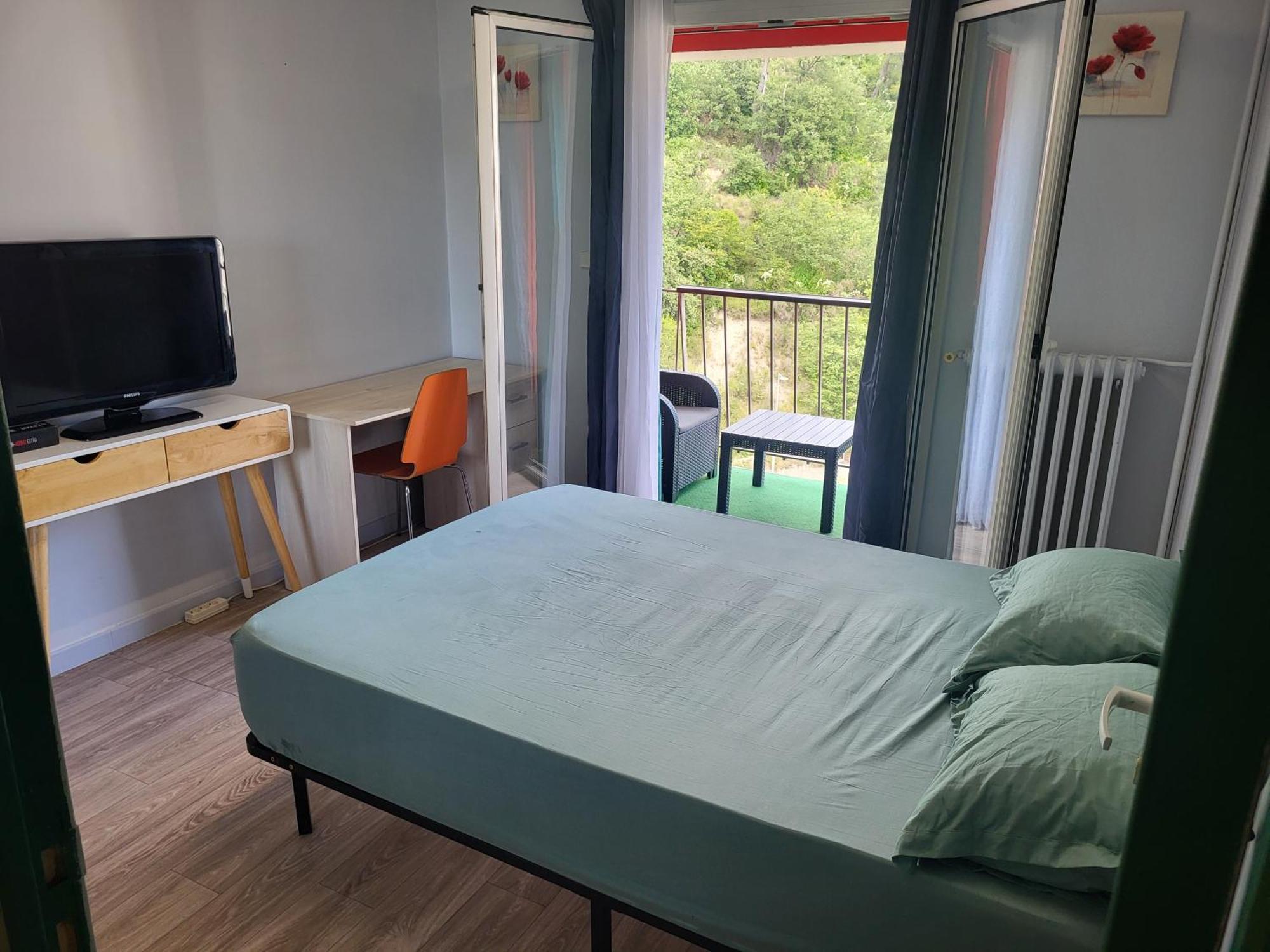 Private Room-2 In Hannana Apartment- 2 Min Walk To Tram 12 Min To Nice Train Station 15 Min To Massena Place Bagian luar foto